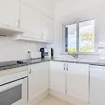 Happy House In Clube Apartamento *