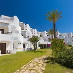 Happy House In Clube