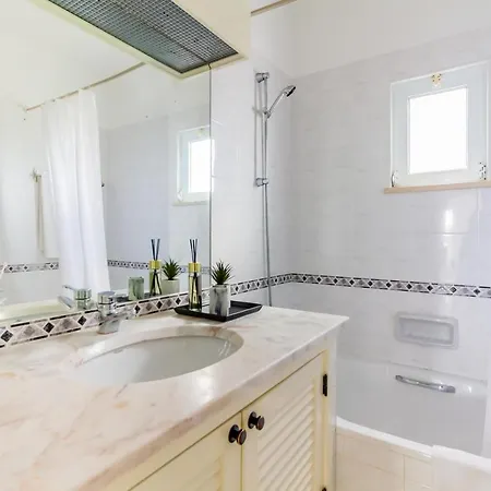 Happy House In Clube Apartamento *