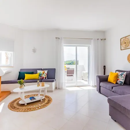Happy House In Clube Διαμέρισμα Αλμπουφέιρα